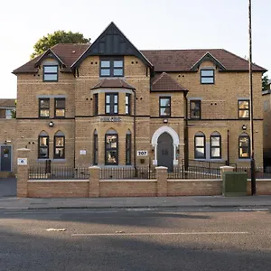 Szálloda Dc, Stratford, London
